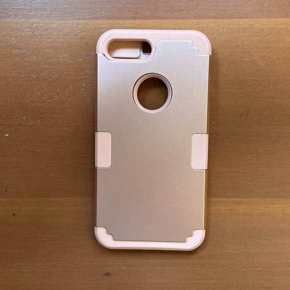 iPhone 7+ phone case - Picture 2 of 4